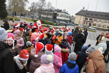 Mikołajki w parku w Stanisławowie