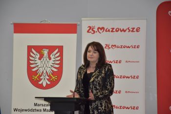 Zdjęcia z podpisania umów