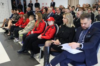 Zdjęcia z podpisania umów
