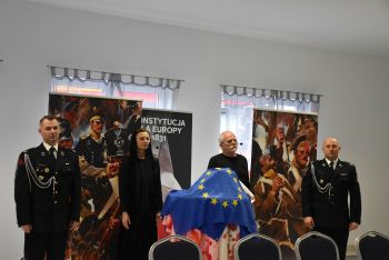 Zdjęcia z podpisania umów