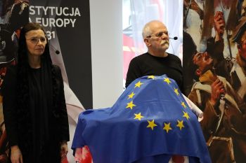 Zdjęcia z podpisania umów