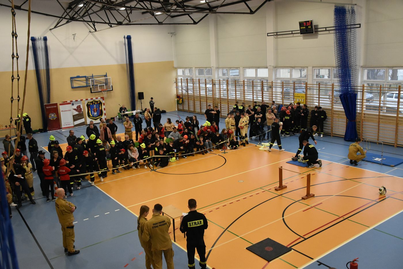 Eliminacje powiatowe Halowych Młodzieżowych Zawodów Sportowo-Pożarniczych