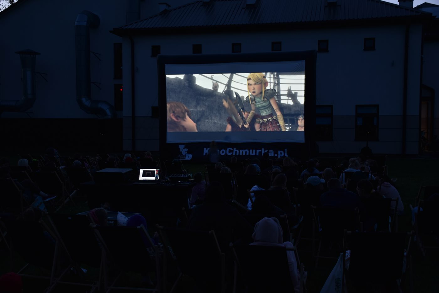Kino plenerowe w Pustelniku