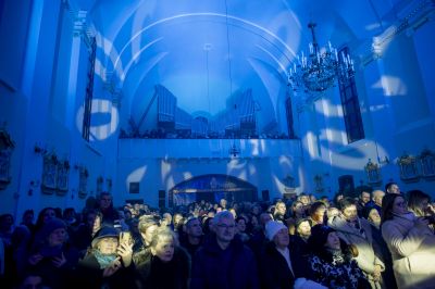 Rodzinne kolędowanie z zespołem Pectus