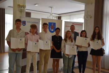 Inauguracyjna sesja Młodzieżowej Rady Gminy Stanisławów I kadencji na lata 2025-2027