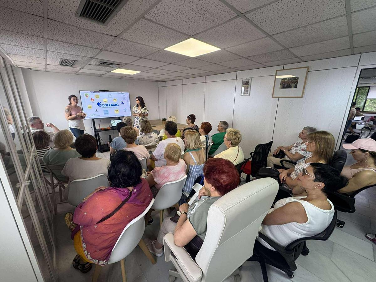 Seniorzy ze Stanisławowa na Erasmus+ w Sewilli