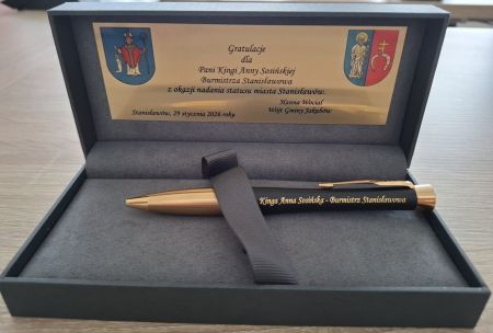 Gratulacje z okazji nadania praw miejskich dla miejscowości Stanisławów